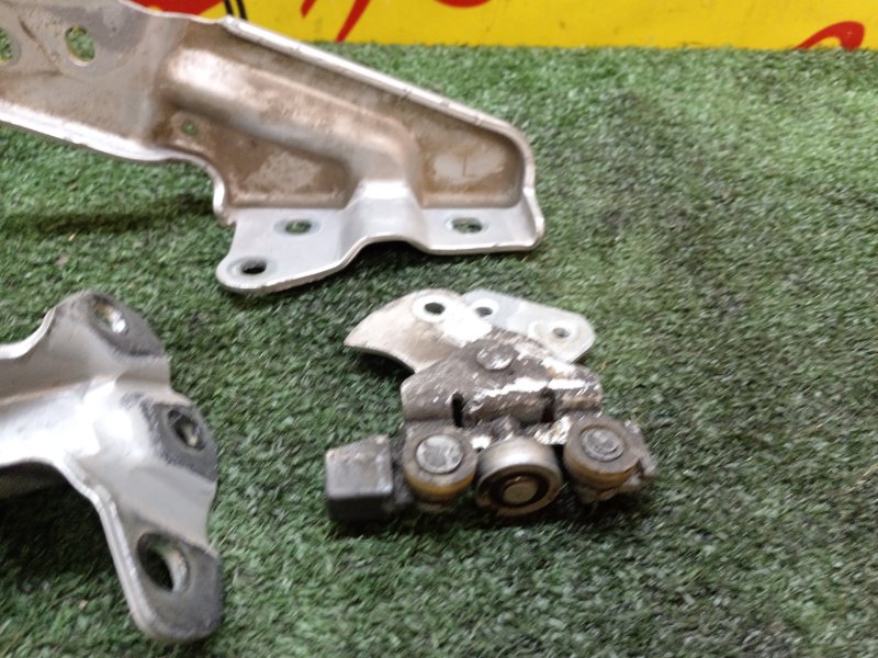 Ролик раздвижной двери, 2000 рублей, Красноярск