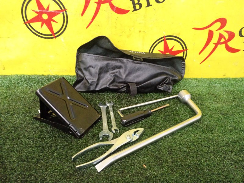 Домкрат, 1000 рублей, Красноярск