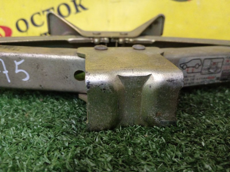 Домкрат, 1000 рублей, Красноярск