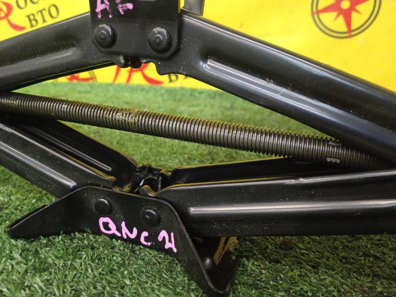 Домкрат, 1000 рублей, Красноярск