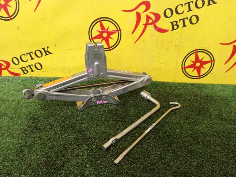 Домкрат, 2000 рублей, Красноярск