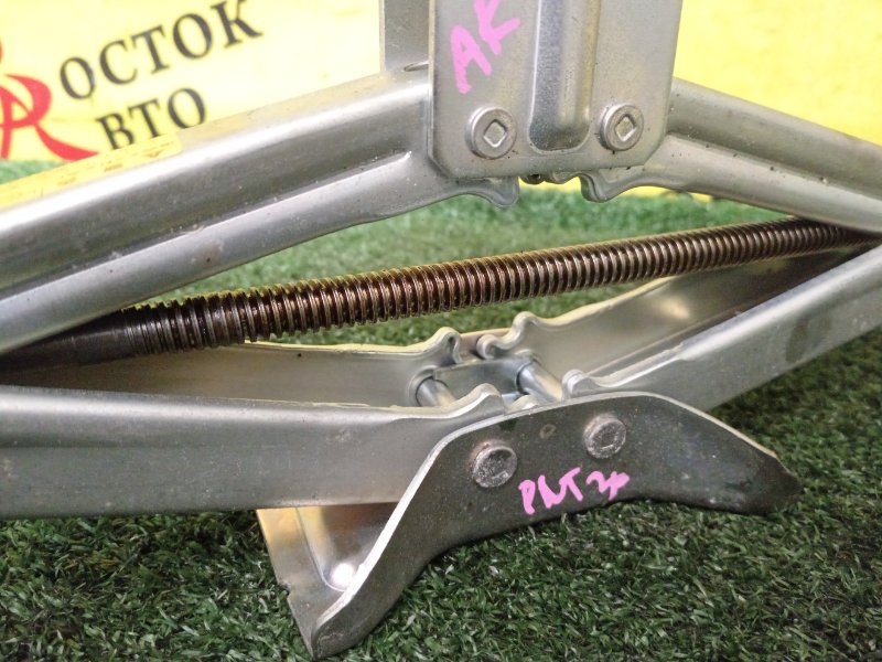 Домкрат, 2000 рублей, Красноярск