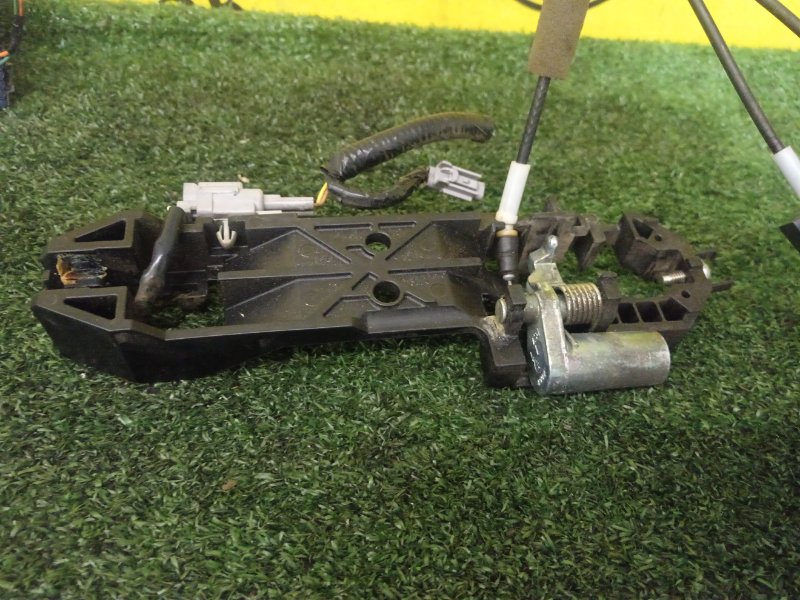 Замок боковой двери, 500 рублей, Красноярск