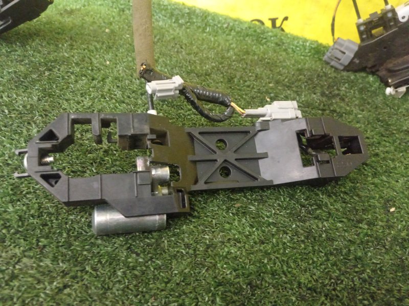 Замок боковой двери, 500 рублей, Красноярск