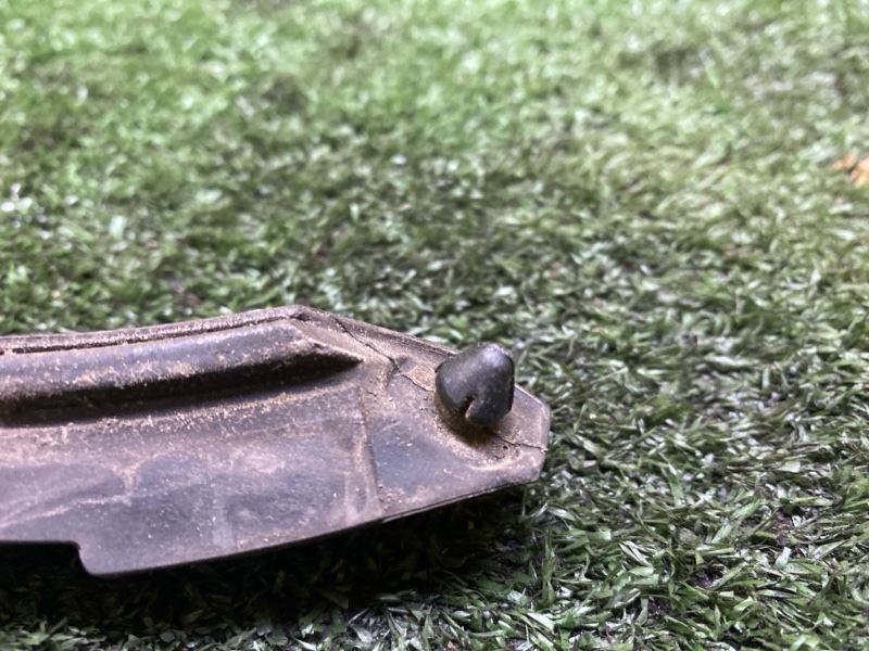 Уголок решетки под дворники, 300 рублей, Красноярск