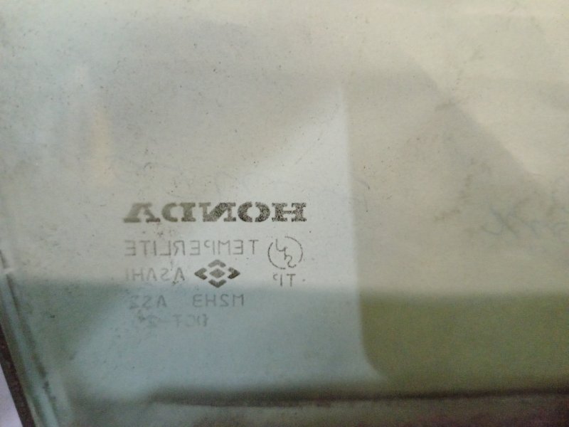 стекло боковое, 1500 рублей, Красноярск