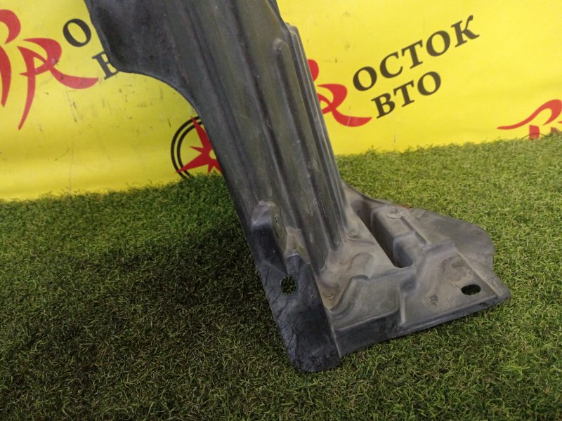 Подкрылок, 1200 рублей, Красноярск