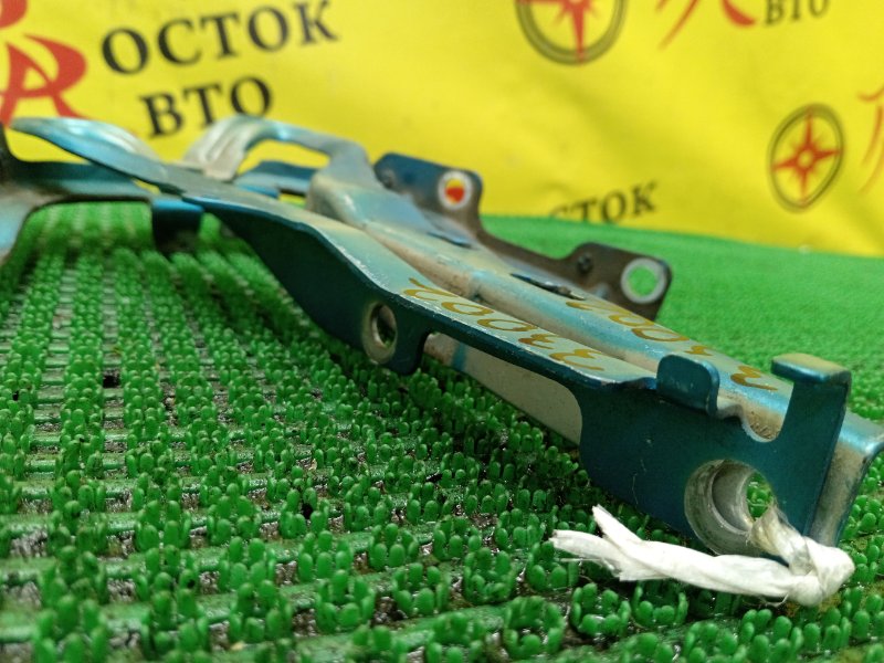 Петля капота, 300 рублей, Красноярск