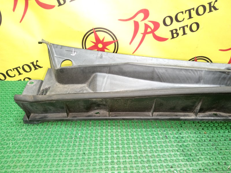 Решетка под лобовое стекло, 300 рублей, Красноярск