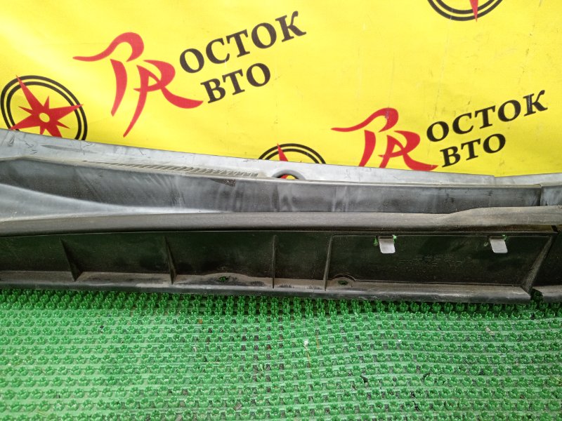 Решетка под лобовое стекло, 300 рублей, Красноярск