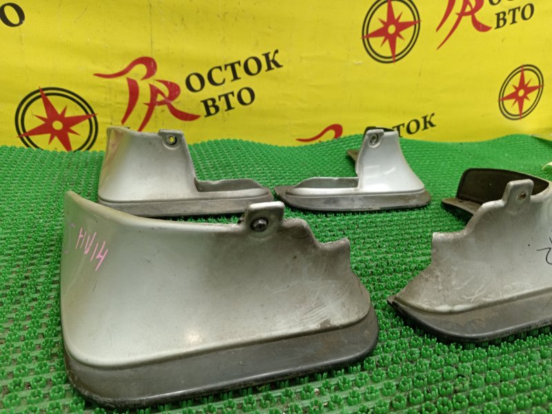 Брызговик, 1800 рублей, Красноярск