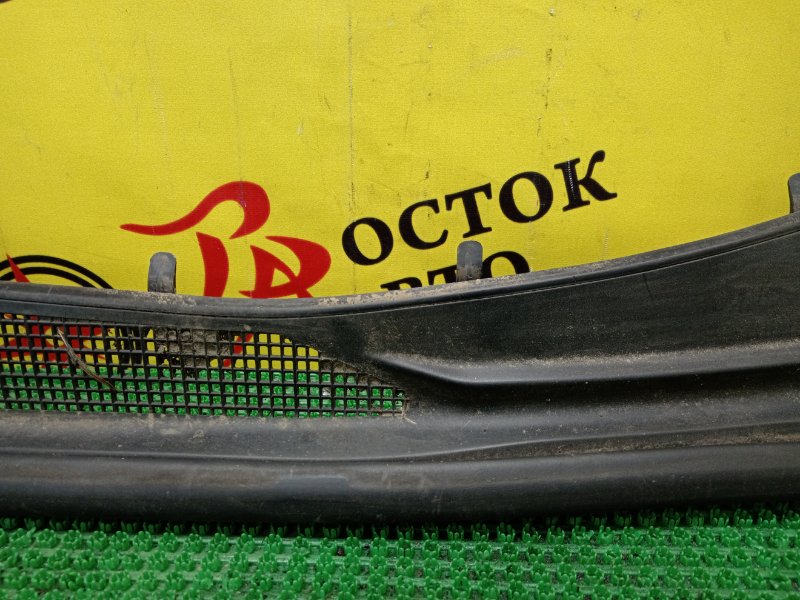 Решетка под лобовое стекло, 300 рублей, Красноярск