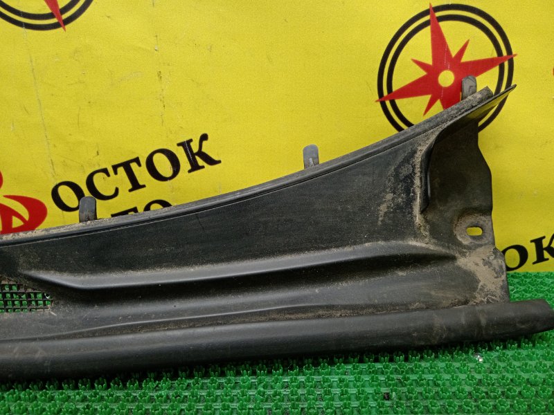 Решетка под лобовое стекло, 300 рублей, Красноярск