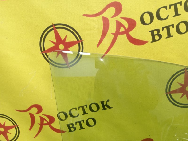 стекло боковое, 1000 рублей, Красноярск