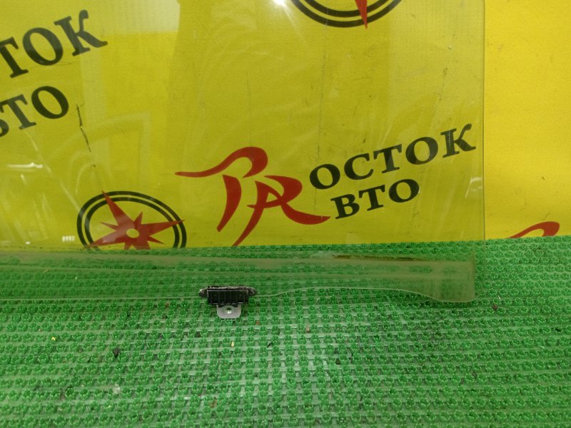 стекло боковое, 2200 рублей, Красноярск