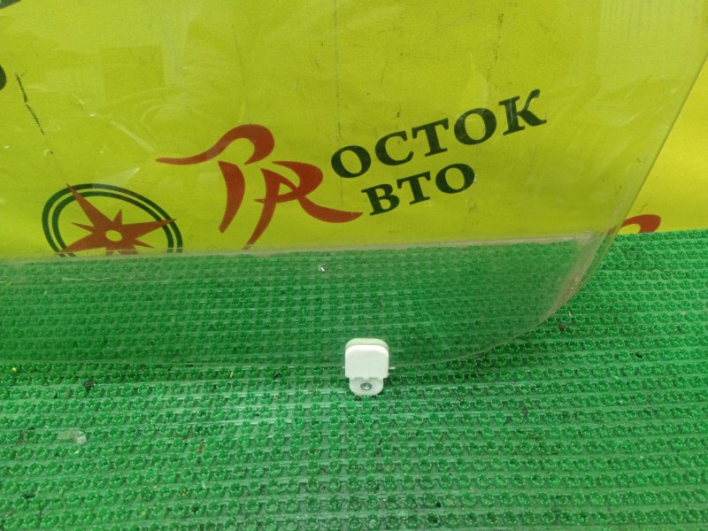 стекло боковое, 2200 рублей, Красноярск
