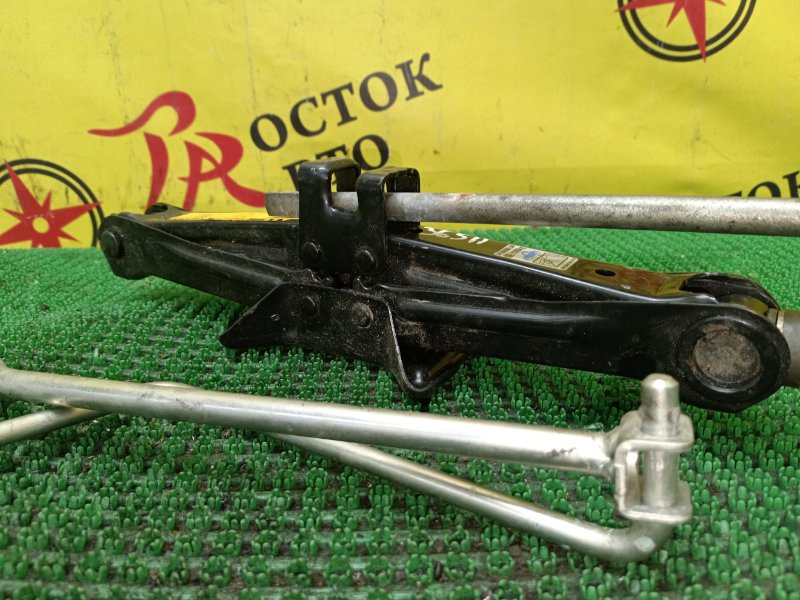 Домкрат, 1500 рублей, Красноярск