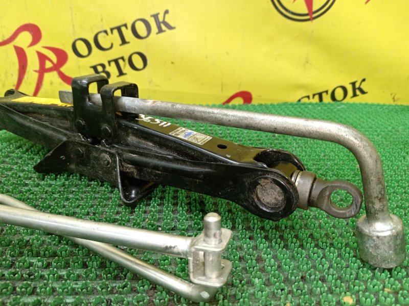 Домкрат, 1500 рублей, Красноярск