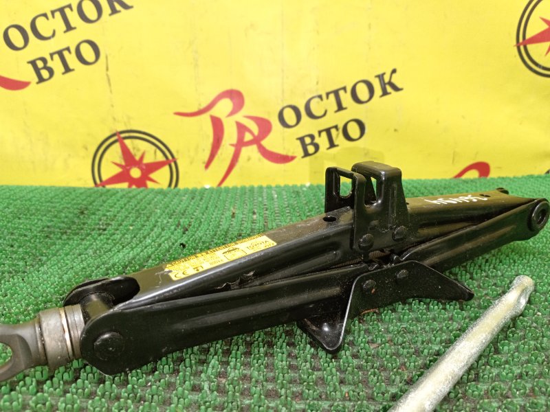 Домкрат, 1000 рублей, Красноярск