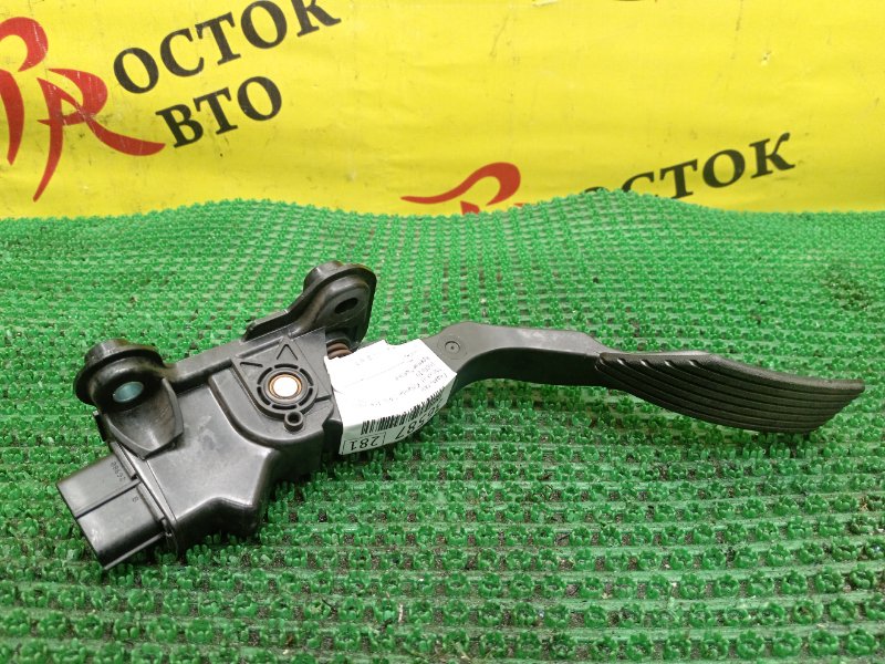 Педаль газа, 300 рублей, Красноярск