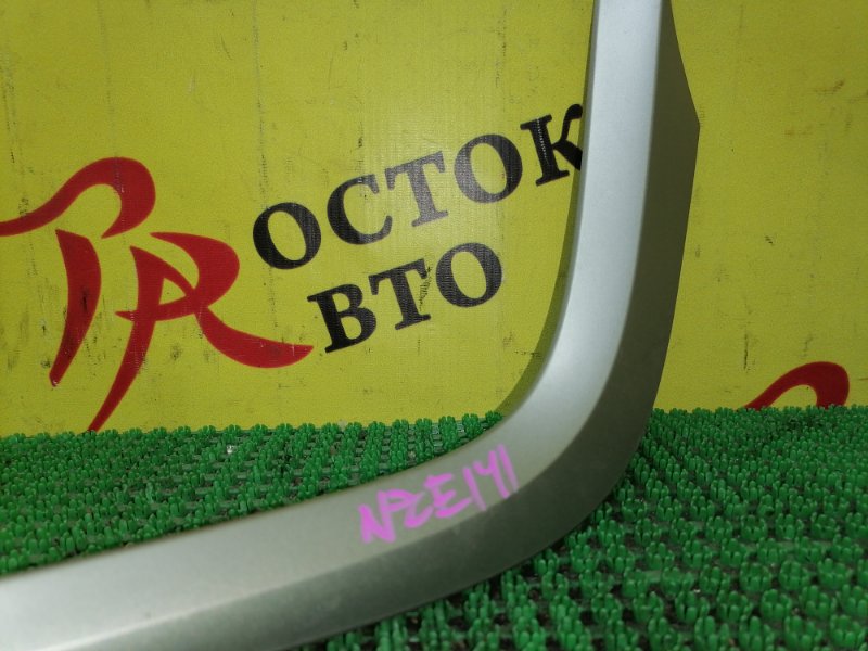 Накладка на торпедо, 300 рублей, Красноярск