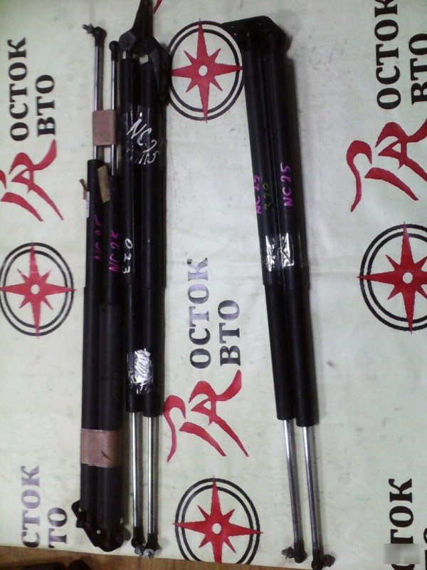 амортизатор багажника, 300 рублей, Красноярск