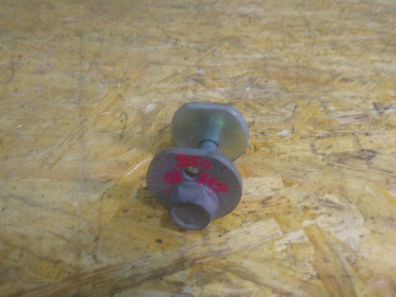 Болт развальный, 300 рублей, Красноярск