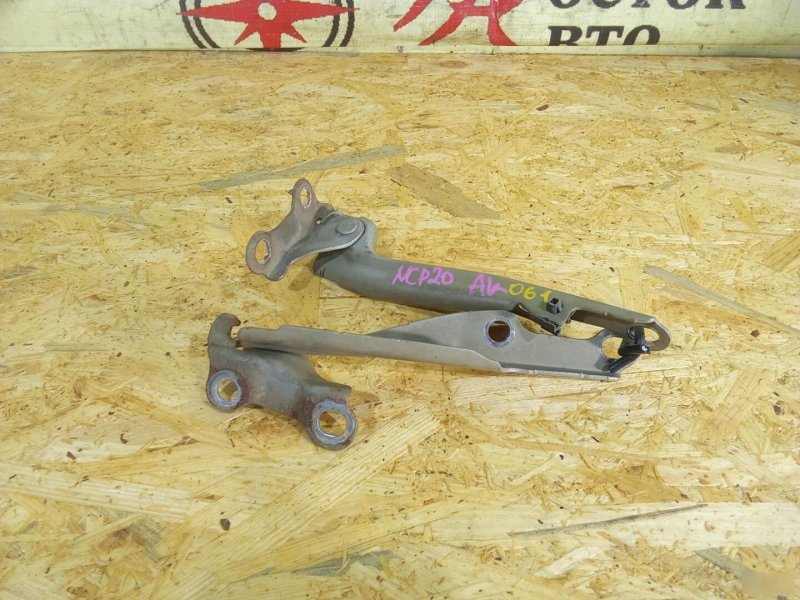 Петля капота, 300 рублей, Красноярск