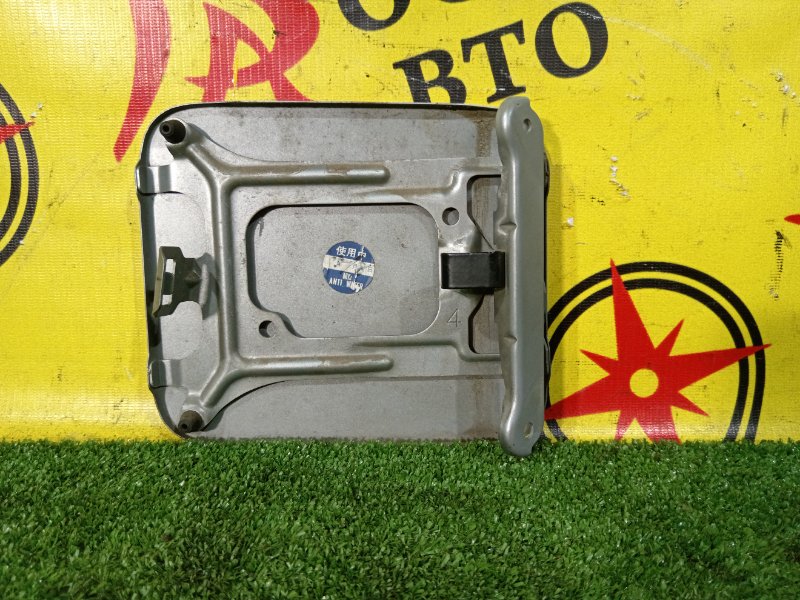 лючок бензобака, 300 рублей, Красноярск