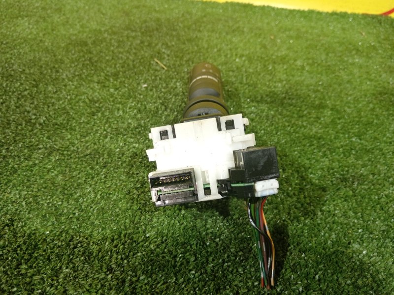 Подрулевой переключатель дворников, 200 рублей, Красноярск