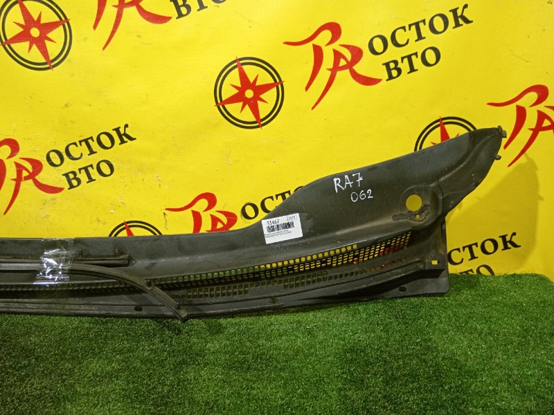 Решетка под лобовое стекло, 300 рублей, Красноярск