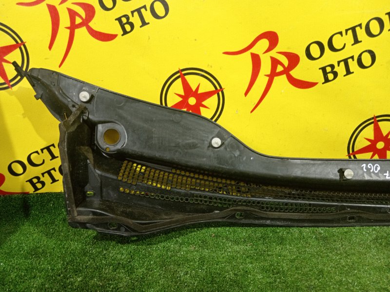 Решетка под лобовое стекло, 300 рублей, Красноярск