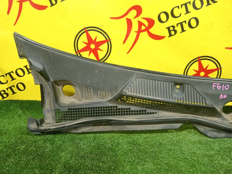 Решетка под лобовое стекло, 300 рублей, Красноярск