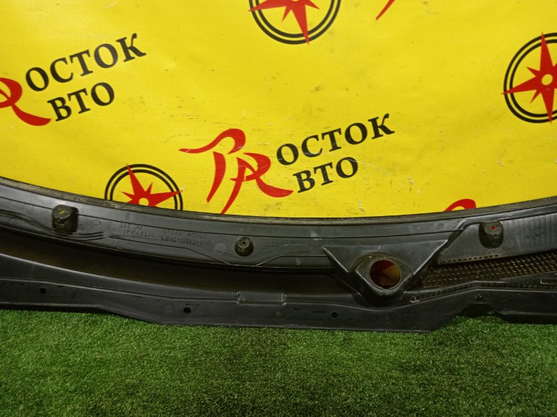 Решетка под лобовое стекло, 300 рублей, Красноярск