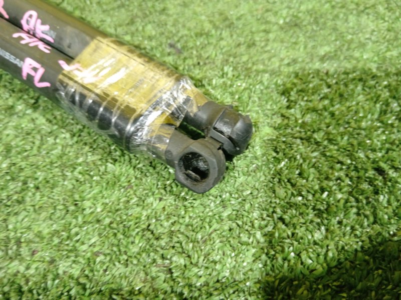 Амортизатор капота, 600 рублей, Красноярск