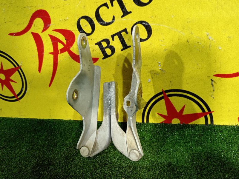 Петля капота, 300 рублей, Красноярск