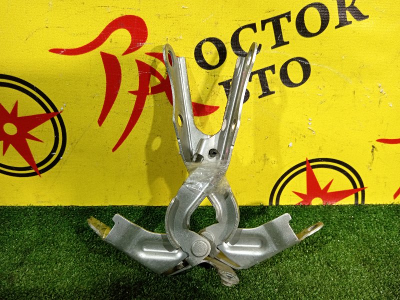 Петля капота, 300 рублей, Красноярск