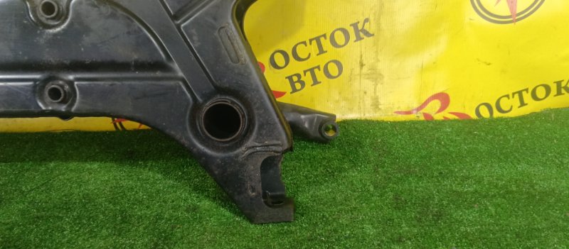 балка поперечная, 2000 рублей, Красноярск