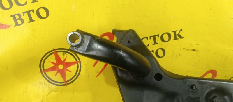 балка поперечная, 2000 рублей, Красноярск