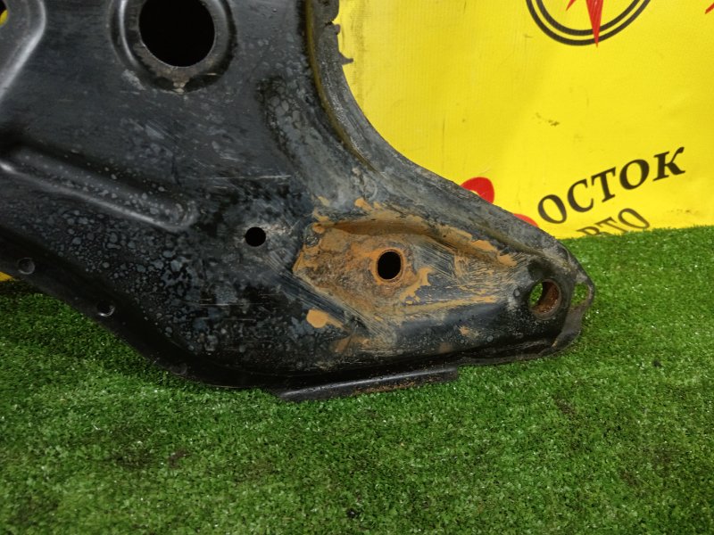 балка поперечная, 2000 рублей, Красноярск