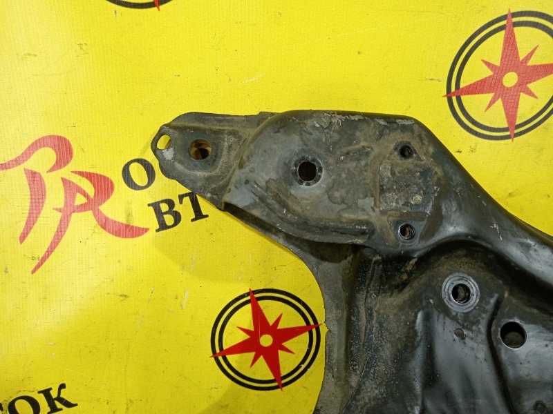 балка поперечная, 2000 рублей, Красноярск