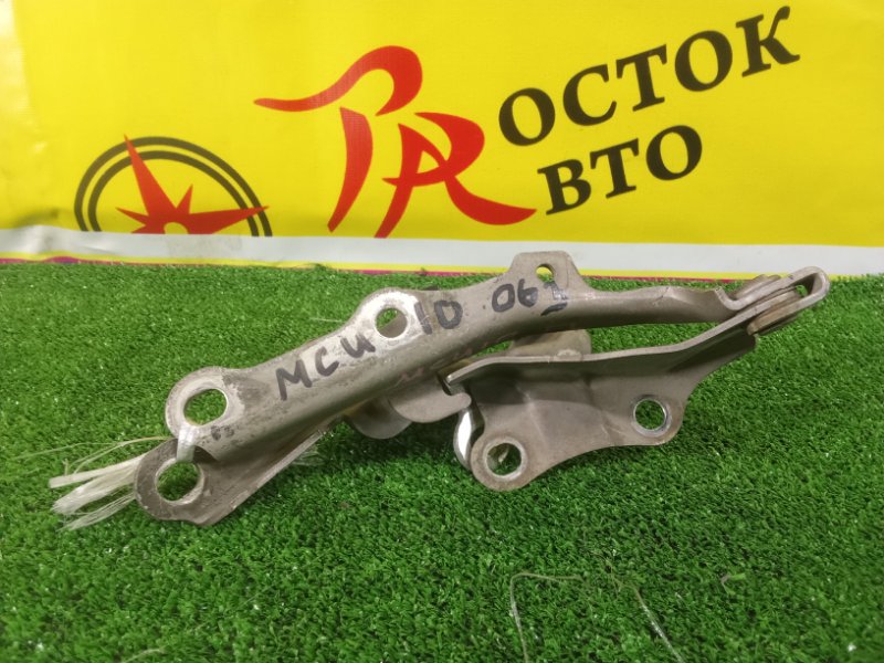 Петля капота, 400 рублей, Красноярск