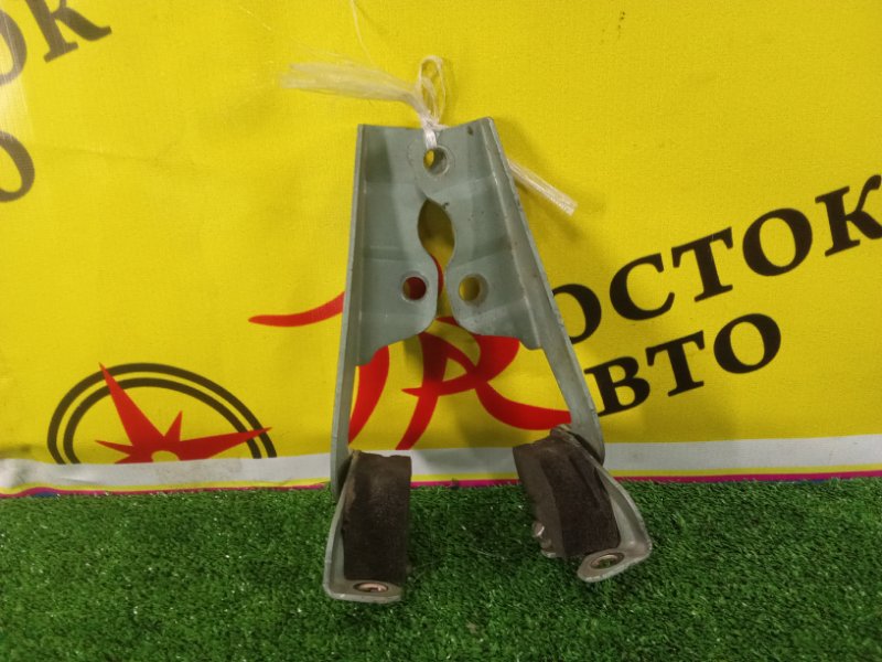 Петля капота, 300 рублей, Красноярск