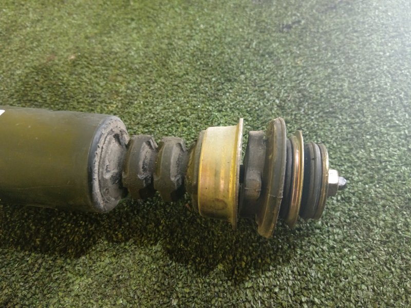 амортизатор, 1800 рублей, Красноярск