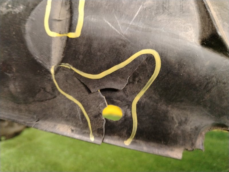 Подкрылок, 1500 рублей, Красноярск