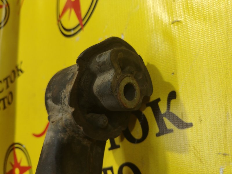 балка поперечная, 2000 рублей, Красноярск