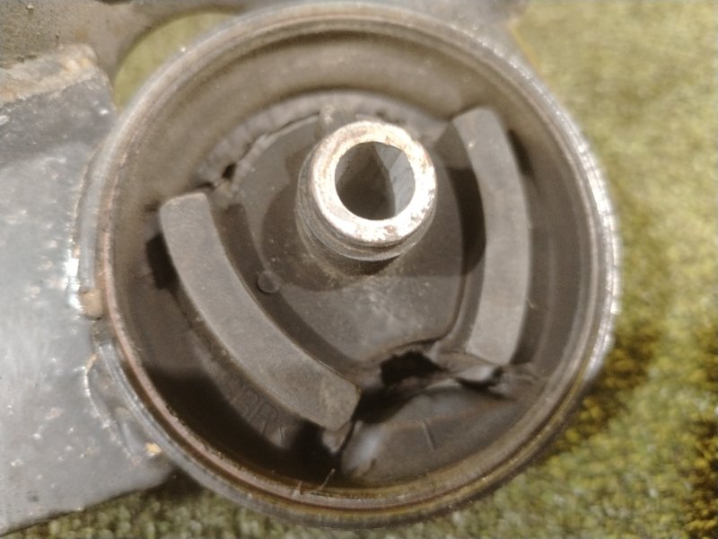 Подушка двигателя, 300 рублей, Красноярск