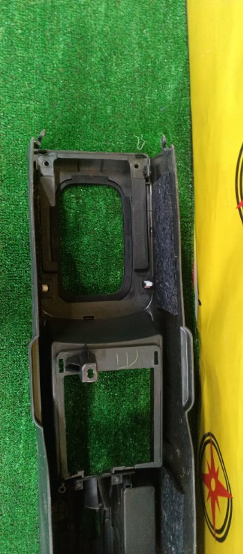 Подлокотник, 500 рублей, Красноярск