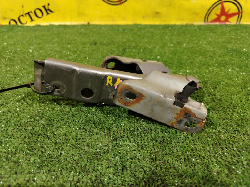 Петля капота, 300 рублей, Красноярск