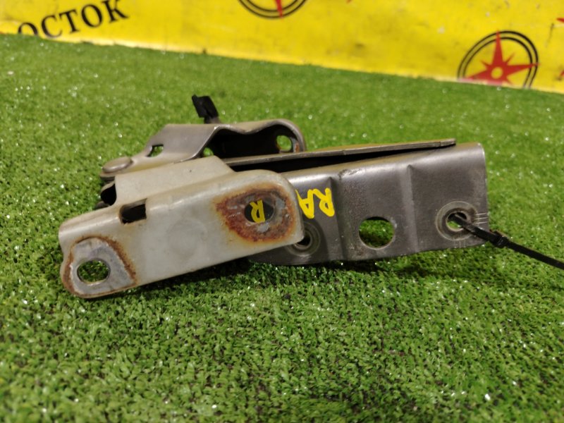 Петля капота, 300 рублей, Красноярск